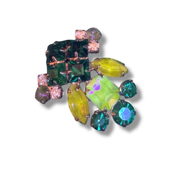 Vintage Gold Tone Brooch With Prong Set Crystals In Purple Blue & Green 1.75" x - Picture 2 of 12